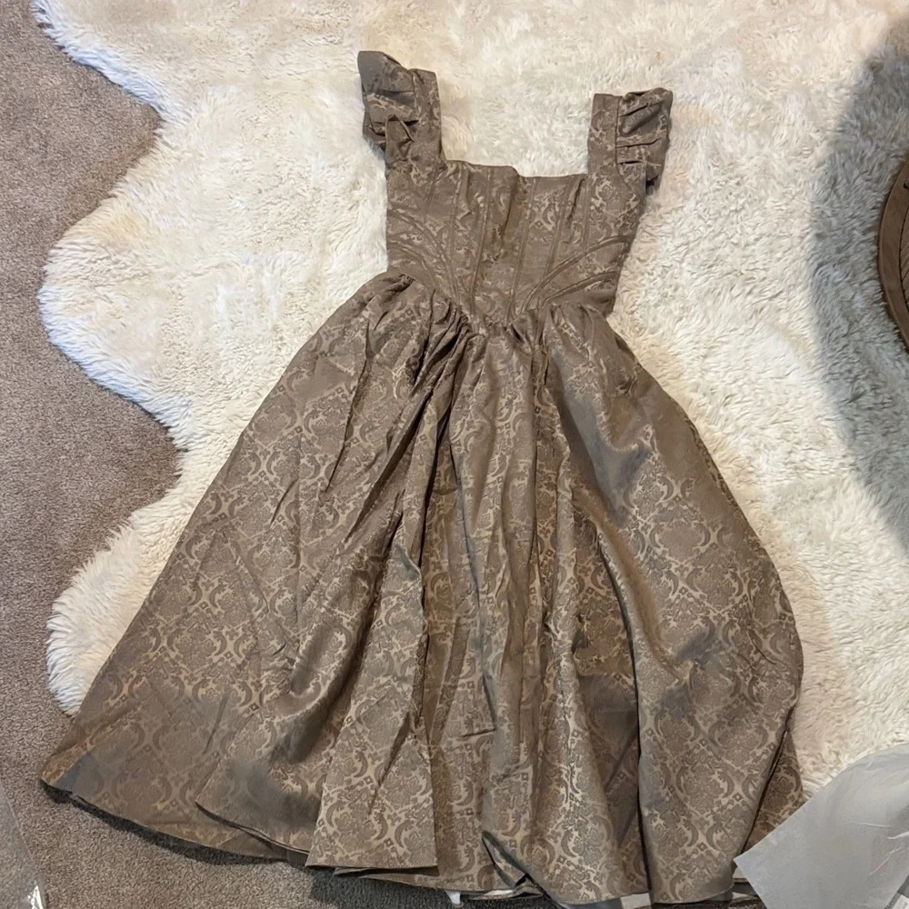 House of CB Brown Midi Dress Ruffle Sleeves xs Alessandra corset jacquard gold - Picture 8 of 12